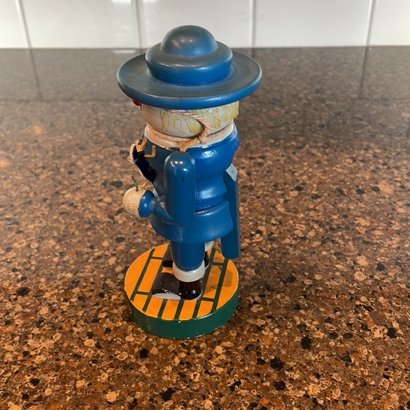 Vintage Wizard Of Oz Kurt Adler Nutcracker 6.75 Scarecrow Guard Uniform - Picture 2 of 6